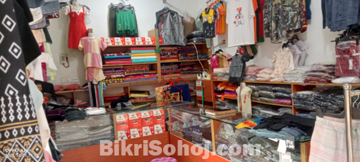 কাপড়ের দোকান